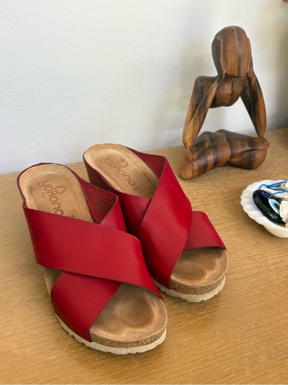 Women's Red Crisscross Platform Mules -Yokono made in Spain